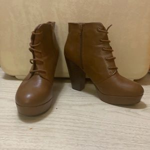 Brash Brown Lace Up Block Heel Platform Boots